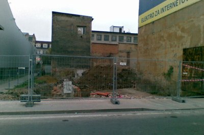 Demolice a novostavba komerčního objektu Teplice